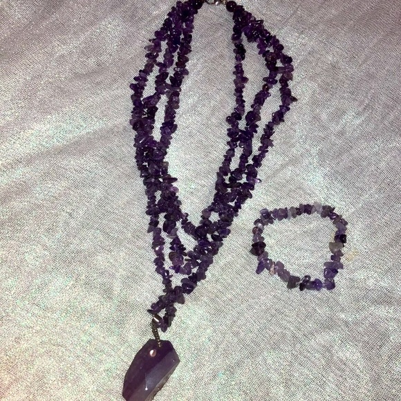 Purple Amethyst stone 2 piece set necklace and bracelet - Picture 3 of 4